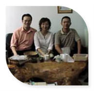 台湾客户来访在公司洽谈商务